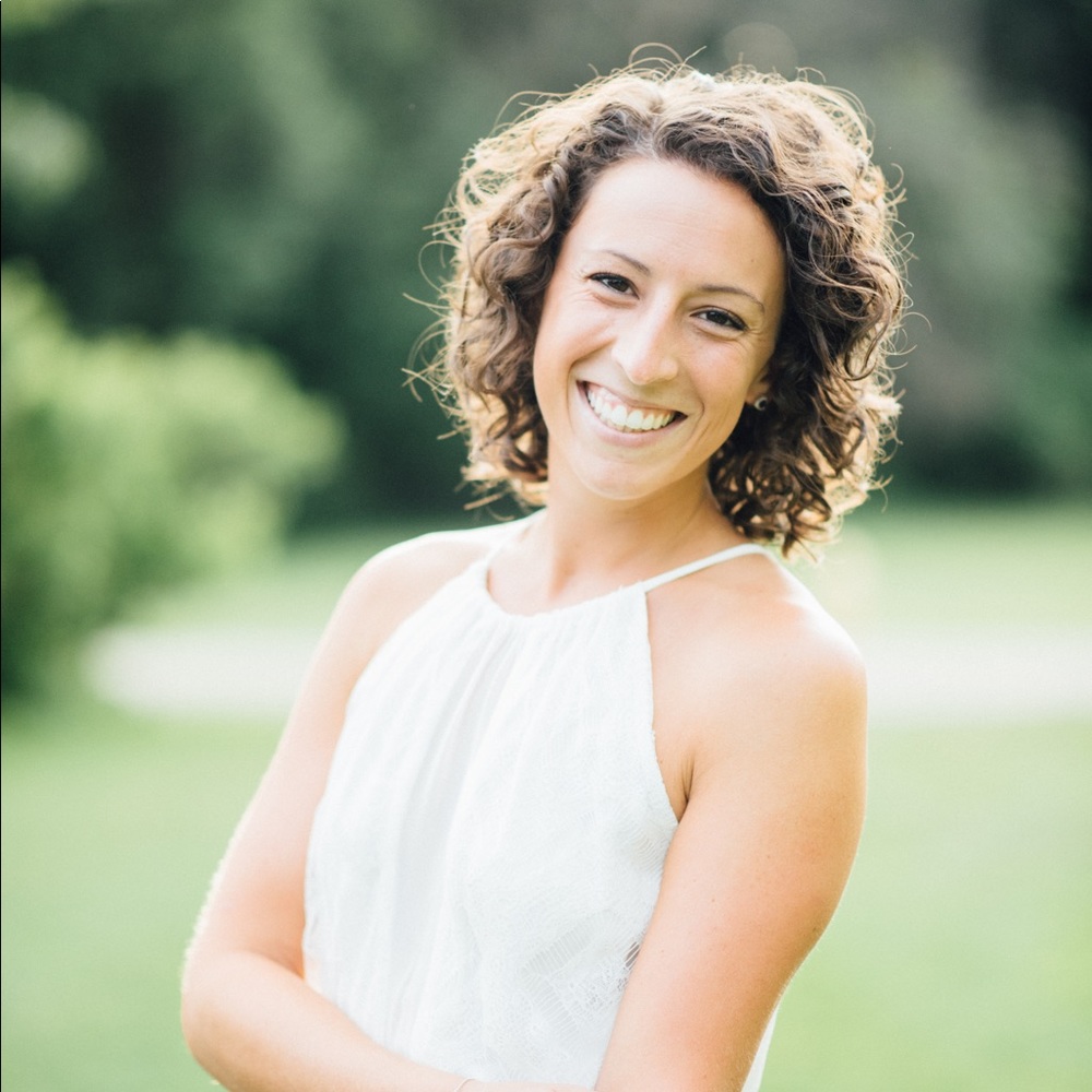 Meet your Posher, Elissa